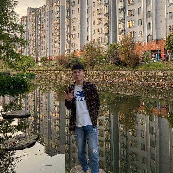 河南23岁单身帅哥真诚找对象-呼和浩特征婚相亲网