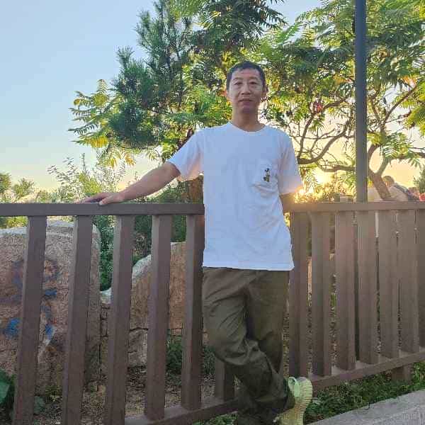 辽宁46岁单身帅哥真诚找对象-呼和浩特征婚相亲网