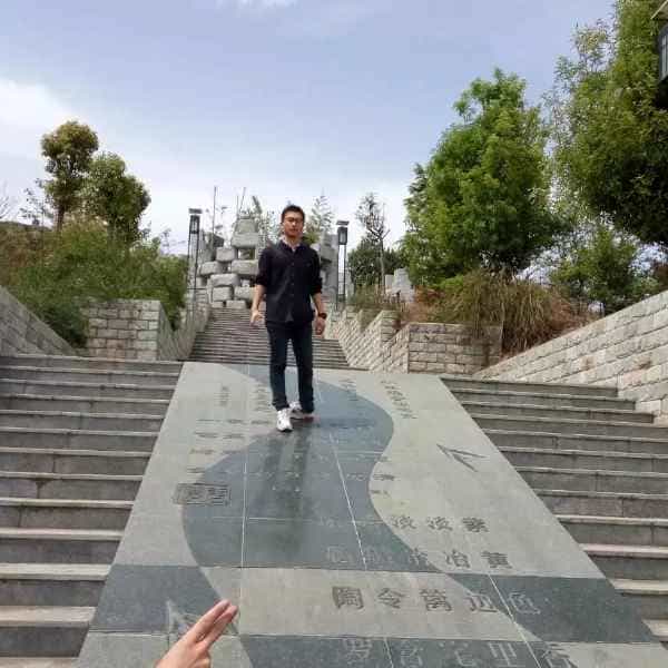 陕西27岁单身帅哥真诚找对象-呼和浩特征婚相亲网