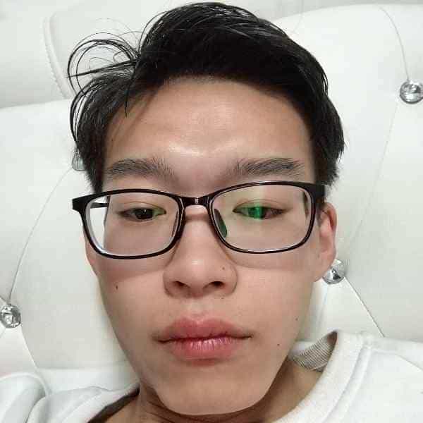 河南22岁单身帅哥真诚找对象-呼和浩特征婚相亲网
