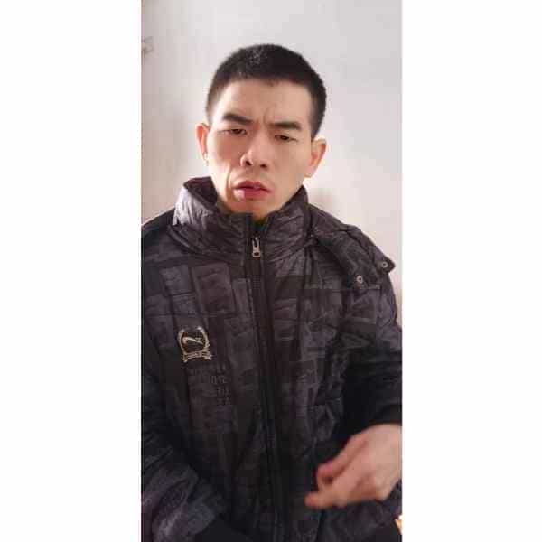 33岁岁四川单身帅哥 - 呼和浩特吉缘网
