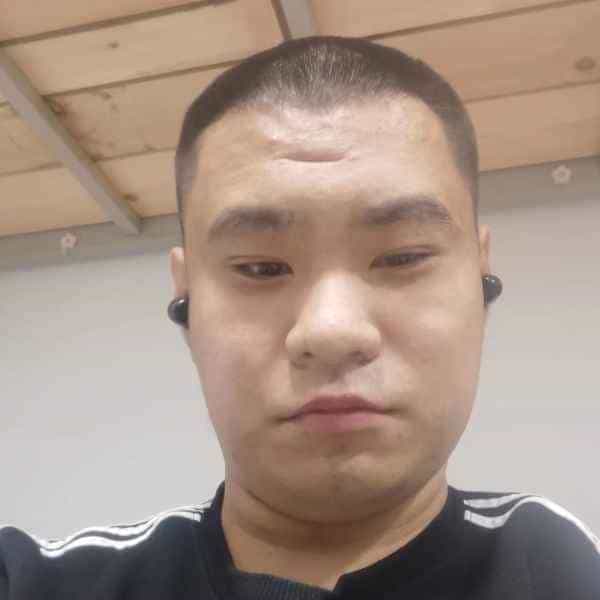 25岁岁山东单身帅哥 - 呼和浩特吉缘网