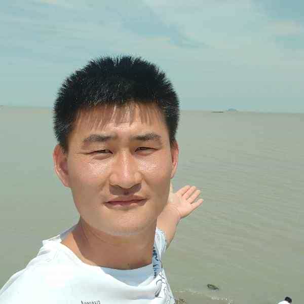 32岁岁山东单身帅哥 - 呼和浩特吉缘网