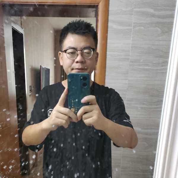35岁岁陕西单身帅哥 - 呼和浩特吉缘网
